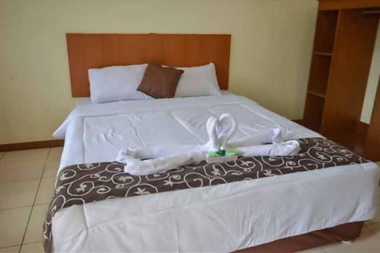 Hotel Puspa Sari Redpartner Чіатер Екстер'єр фото