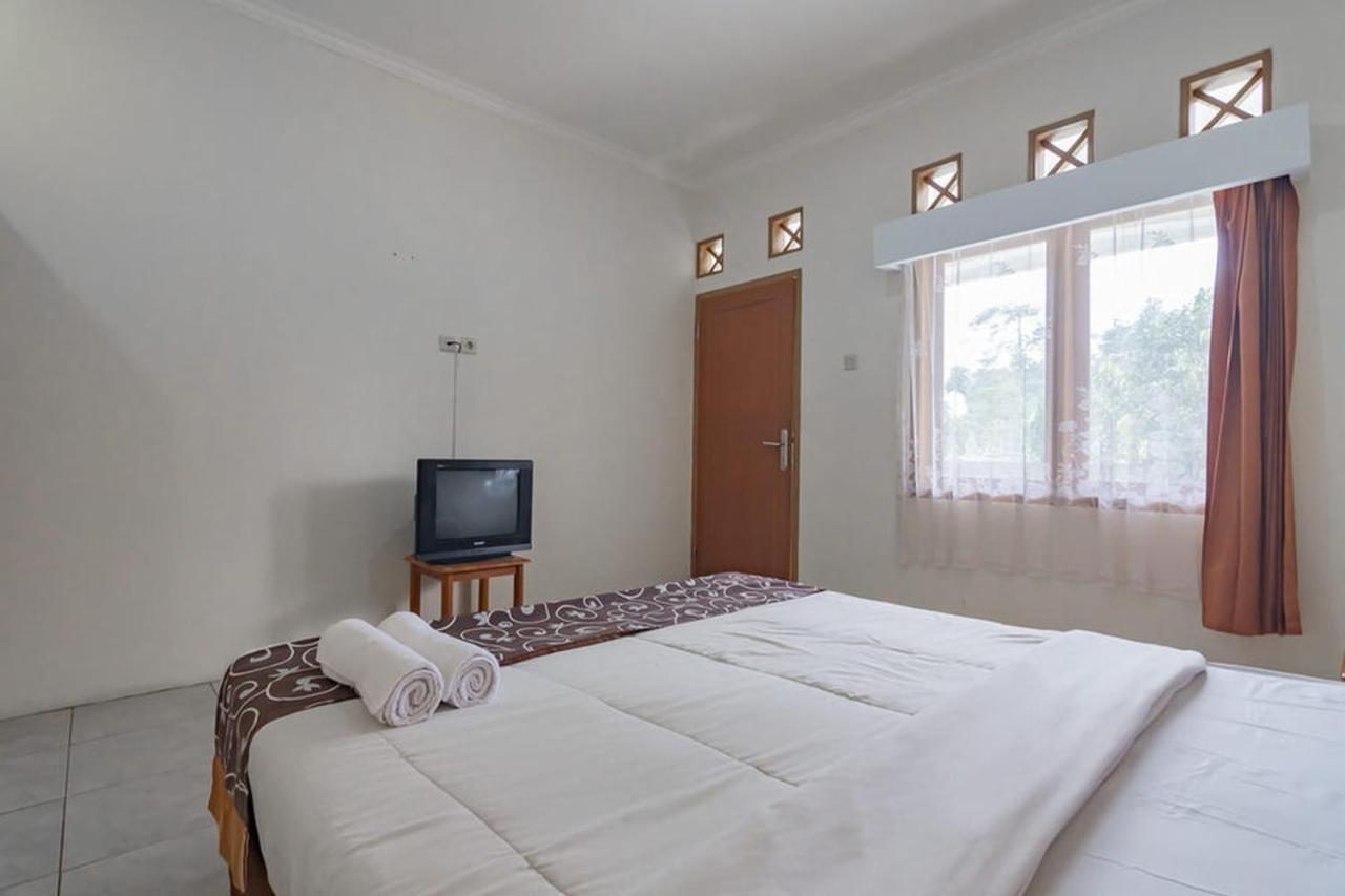 Hotel Puspa Sari Redpartner Чіатер Екстер'єр фото