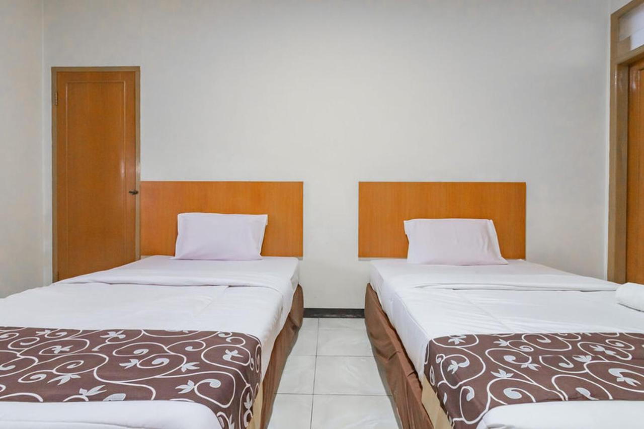 Hotel Puspa Sari Redpartner Чіатер Екстер'єр фото
